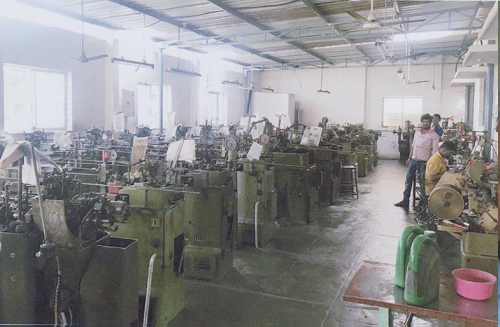 Sliding head and CNC machine